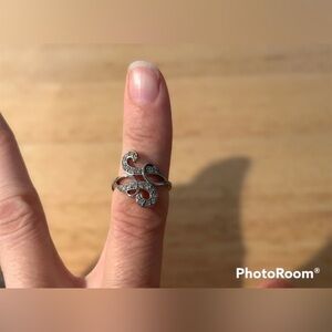 Faux Diamond/Swirl Ring